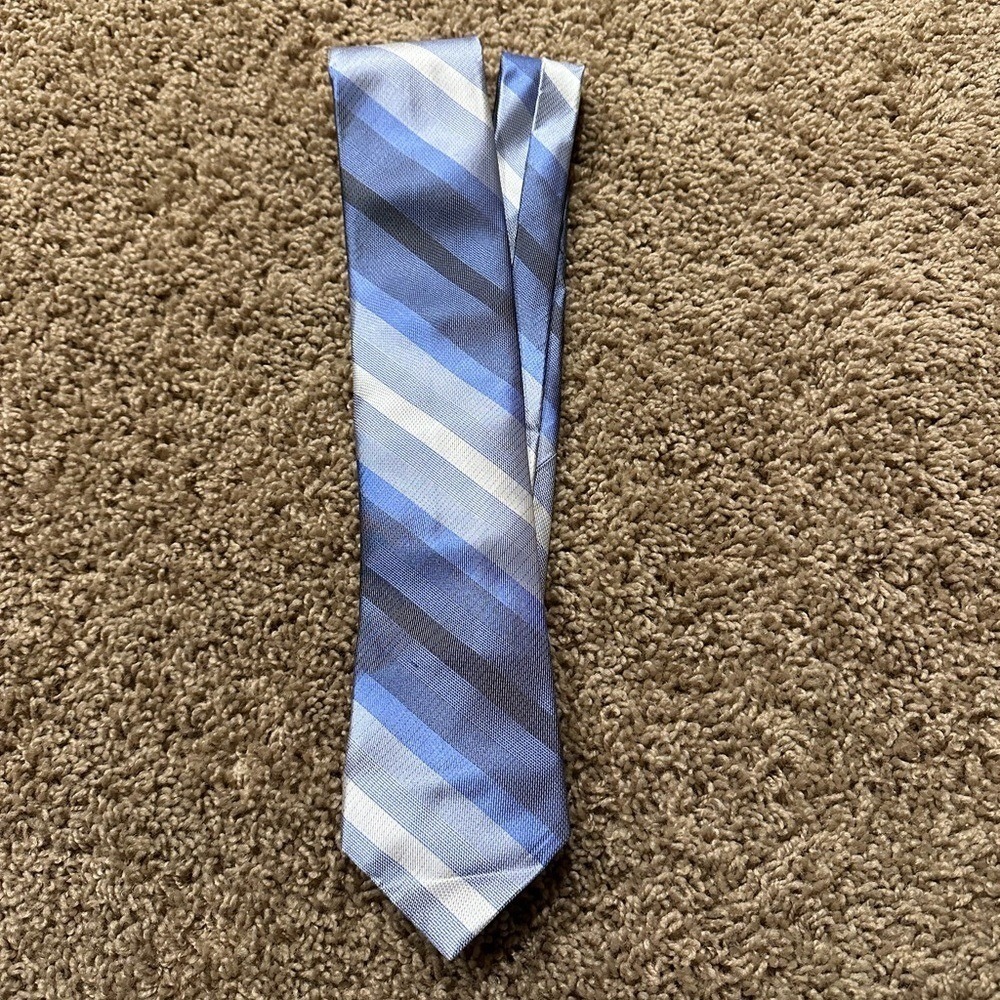 Van Heusen Classic Blue and Gray Striped Tie